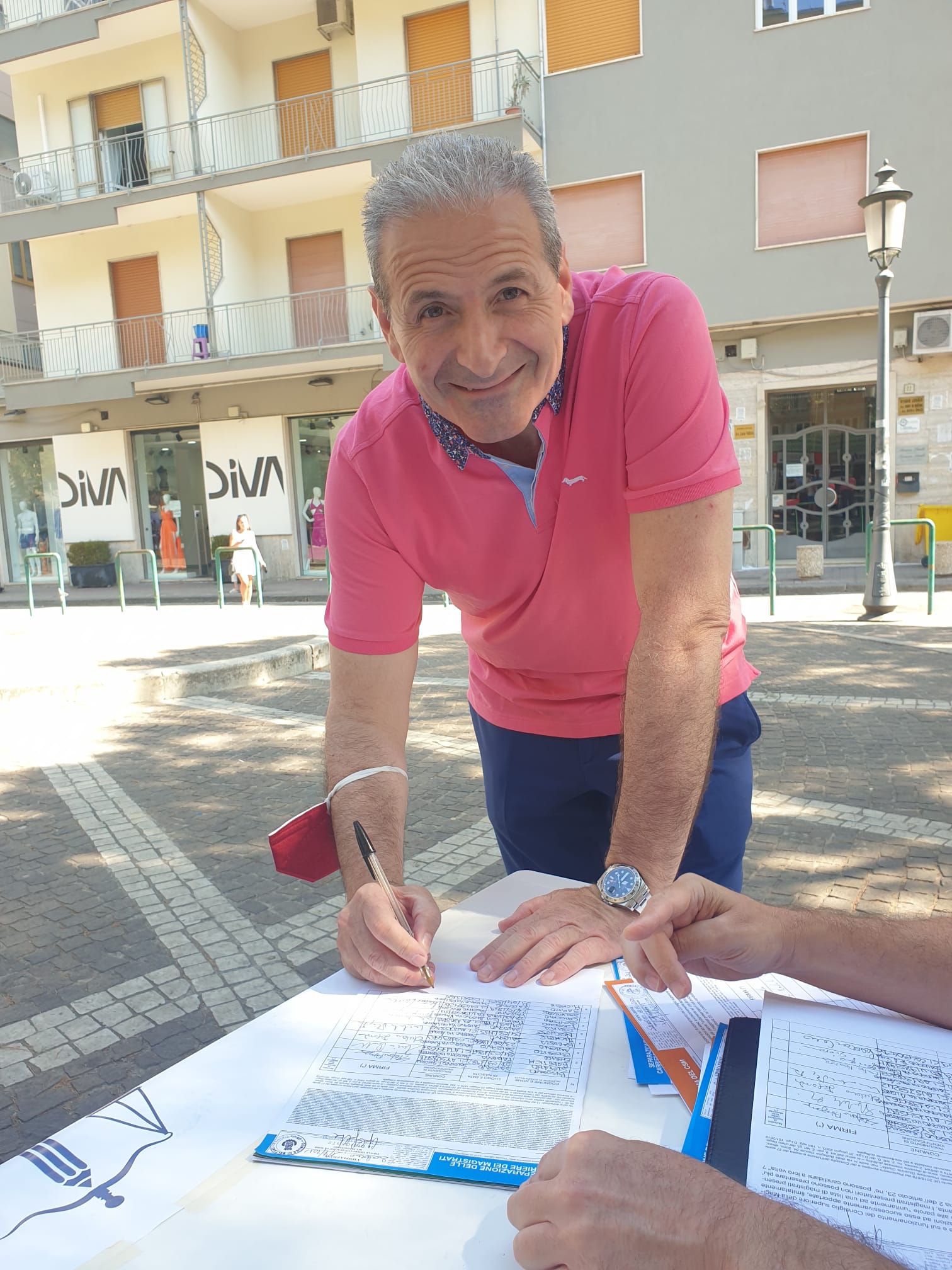 L avvocato Michele Sarno in piazza a sostegno del referendum