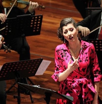 Lisette Oropesa: regalo di Santo Stefano