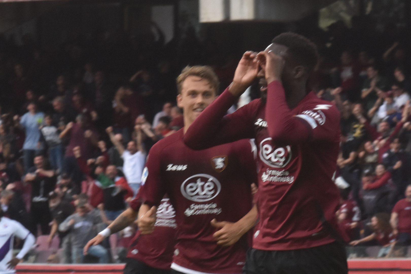 Salernitana, Dia colleziona record. Intanto si scatena l’asta per il bomber