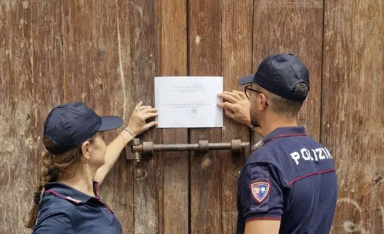 Salerno, somministrava alcool ai minori:chiuso locale nel centro storico