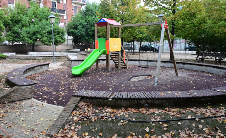 Salerno. Il parco di via Galloppo nel degrado