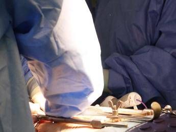 Diverbio in sala operatoria, parla il professor Sica: “Lì si combatte tra vita e morte”