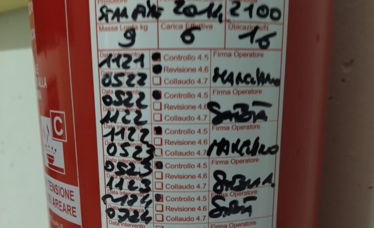  Agropoli, Cineteatro: la sicurezza non è garantita