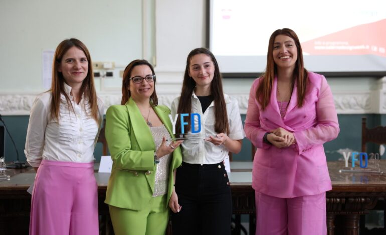 Design: vince Eleonora Scudiero