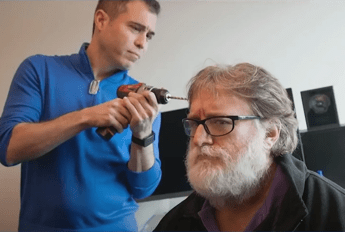  Gabe Newell, dai videogiochi ai chip nel cervello