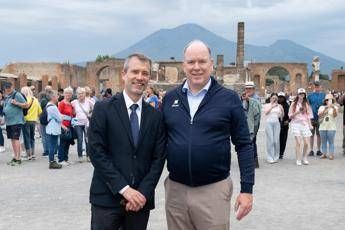 Il principe di Monaco in visita agli scavi di Pompei