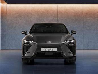  Nuova Lexus ES: lusso ed elettrificazione