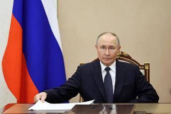 Putin in cattedra: i manuali delle medie che cancellano l’Ucraina