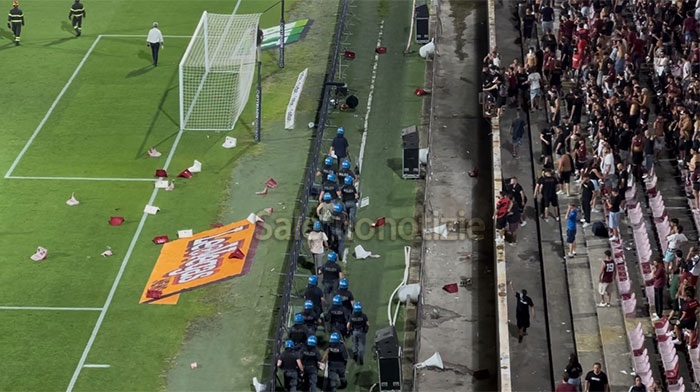 Disordini all’Arechi, rimessi in libertà i 4 tifosi arrestati