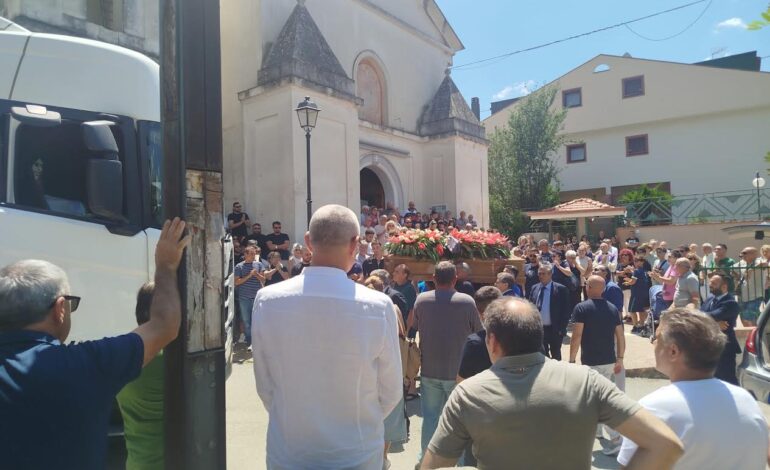 Baronissi. L’ultimo saluto a Ivan Montenero