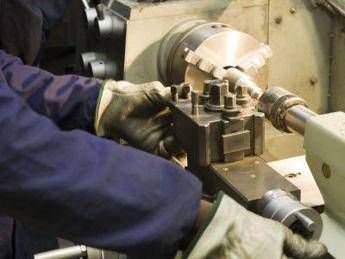  Lavoro, Inps: “+1,7 milioni di dipendenti privati e pubblici tra 2019 e 2024”