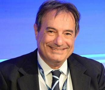  Medicina, Vittorio Miele presidente federazione società radiologiche: “Aggiornare i macchinari”