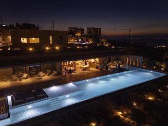  Range Rover House Mykonos: 55 anni tra innovazione e lusso contemporaneo