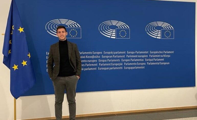 Nocera Sup. Oliva lascia, D’Acunzi in crisi