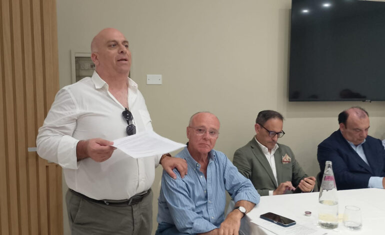 Capo. Agropoli in caduta libera