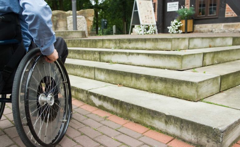 Accessibilità universale: la sfida delle città moderne