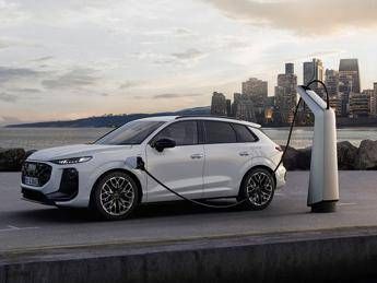  Audi Q3 e-hybrid: il SUV plug-in con 119 km di autonomia in EV