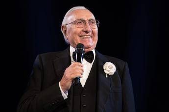 Morte Pippo Baudo, mercoledì i funerali in Sicilia. Ipotesi camera ardente a Roma