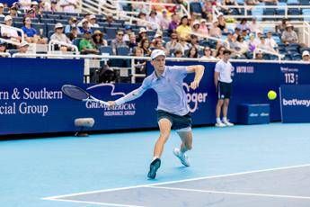 Sinner a Cincinnati con il manicotto: “Non lo utilizzo per moda”