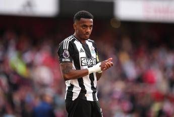 Calciomercato, Liverpool choc: 150 milioni per Isak, è record in Premier League