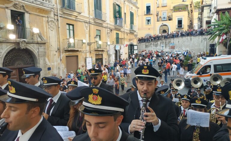 San Matteo. Tre bande al seguito della processione