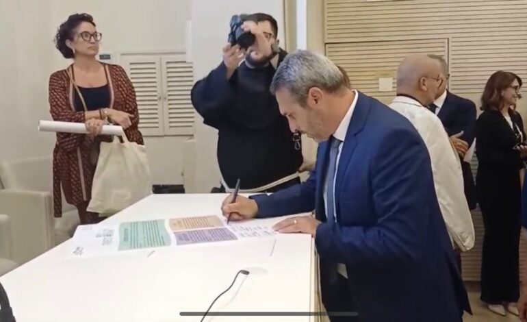 La Rete delle Città di Carta, il Comune di Salerno aderisce