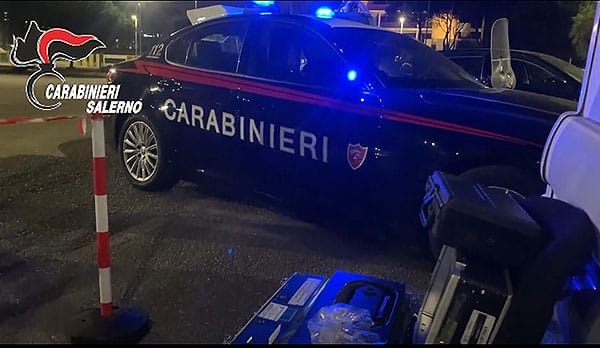 Pontecagnano, rapina a mano armata in pizzeria