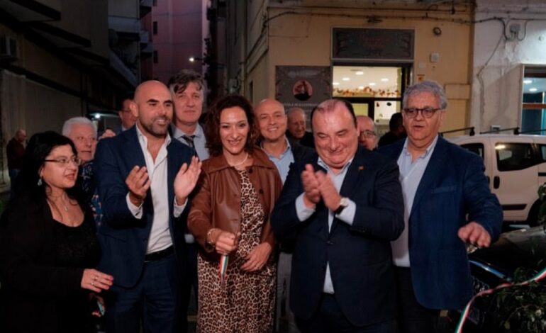 Annalisa Spera (Fi)  inaugura sede elettorale