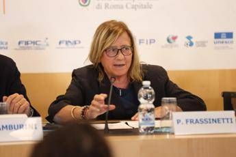 Bullismo, Frassinetti: “Ruolo della scuola fondamentale, ma serve interconnessione virtuosa”