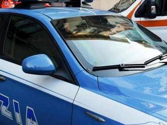  Roma, 17enne accoltellato alla coscia: il presunto aggressore portato in commissariato