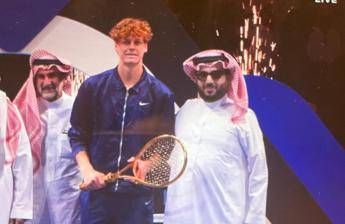  Sinner, il Six Kings Slam non vale ‘solo’ 6 milioni: per Jannik anche una racchetta d’oro