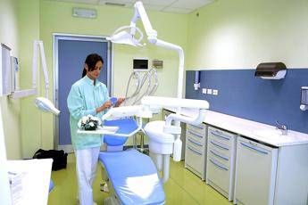  World Smile Day, l’indagine: “Con prevenzione dentale risparmi per 2,3 miliardi l’anno”