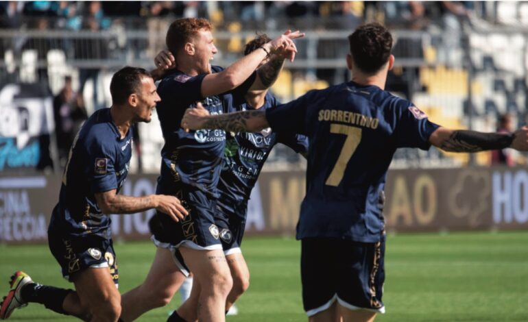 Cavese, splendida vittoria