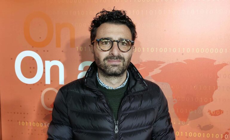 Pontecagnano. Sede comunale usata per la campagna elettorale