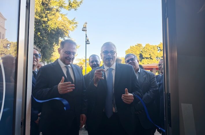 Ospedale di Agropoli, Cirielli attacca