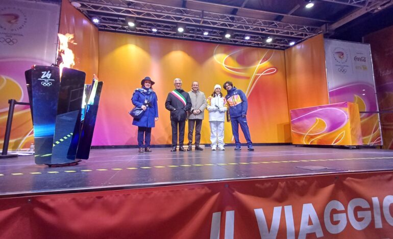 La Fiamma Olimpica illumina il buio della (mala) gestio cittadina