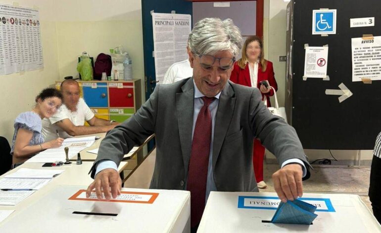  Pestaggio del sindaco di Castiglione del Genovesi, indagini anche sull’attività politica