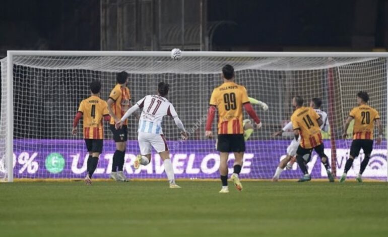Il Benevento ne fa 5 alla Salernitana