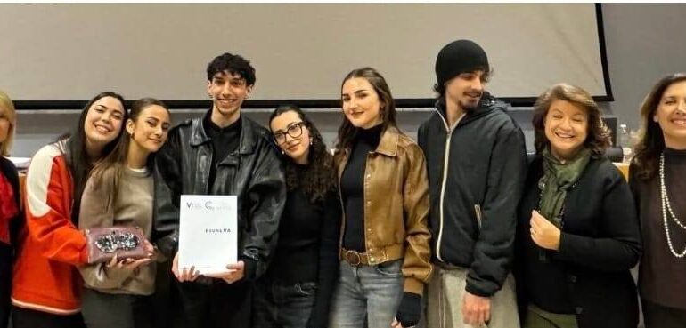 ARTE & MODA CON LODE