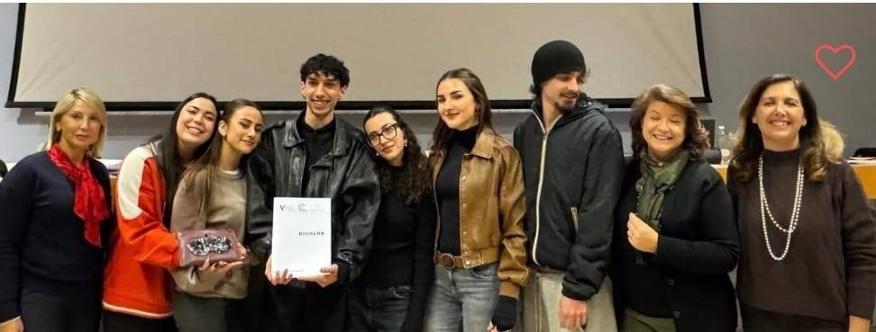 ARTE & MODA CON LODE