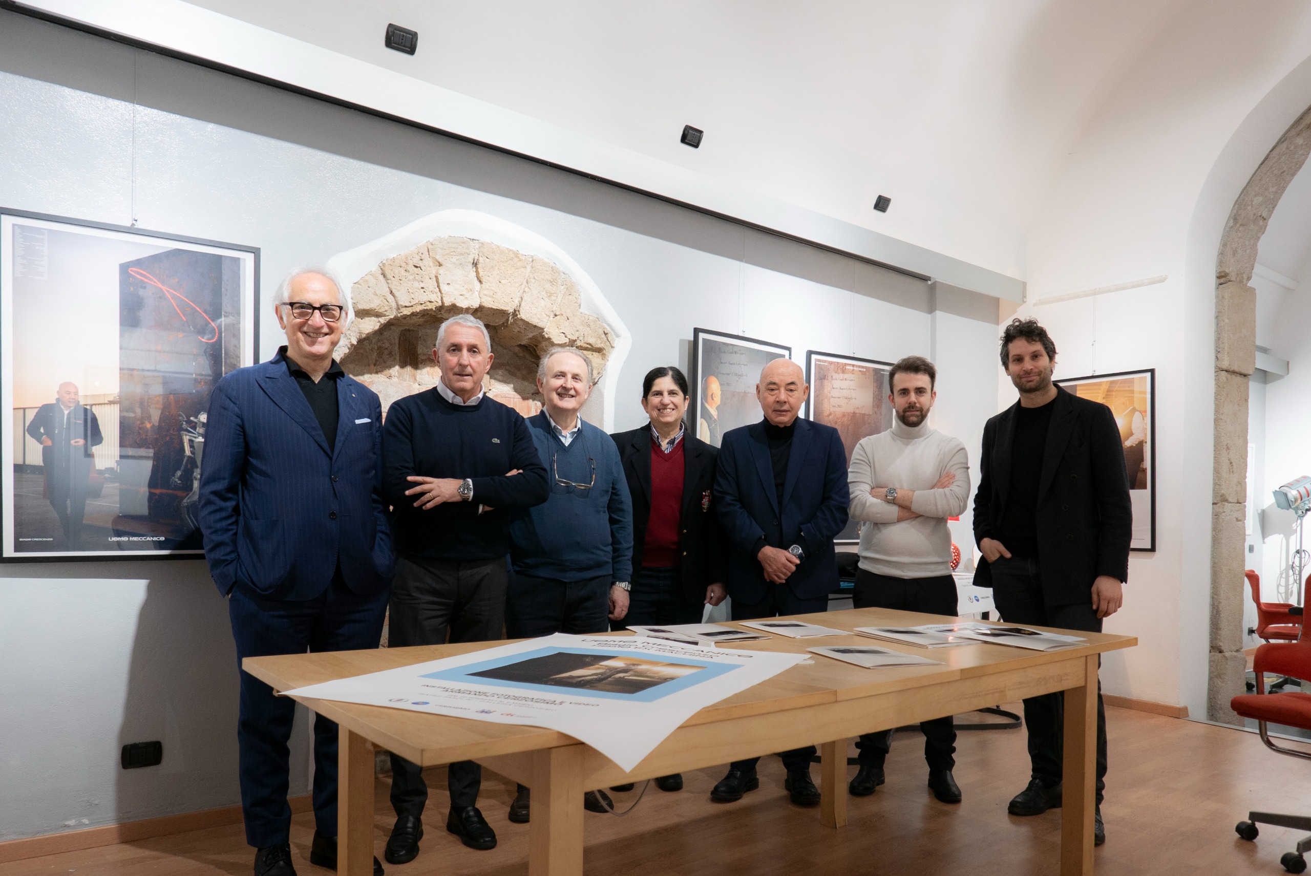 Il transumanesimo nell’obbiettivo di Cerzosimo