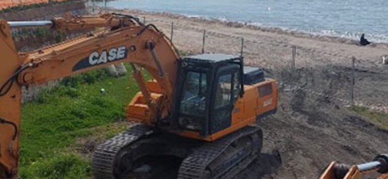 Torrione, trovato ordigno bellico sulla spiaggia durante scavo