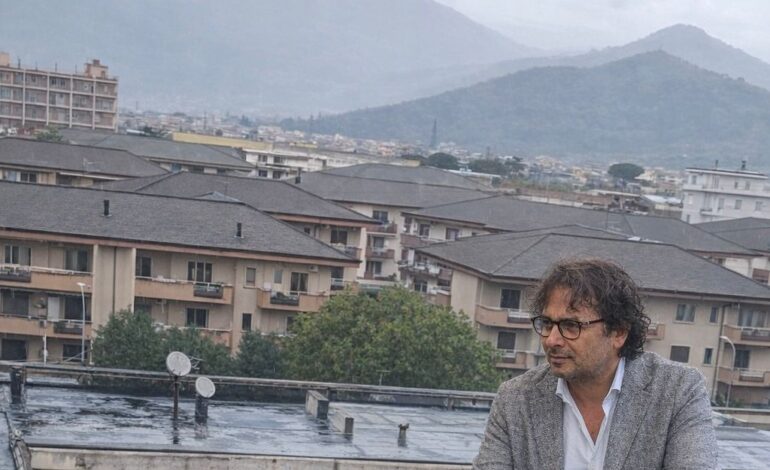 Pagani. Infiltrazioni alla scuola Don Milani