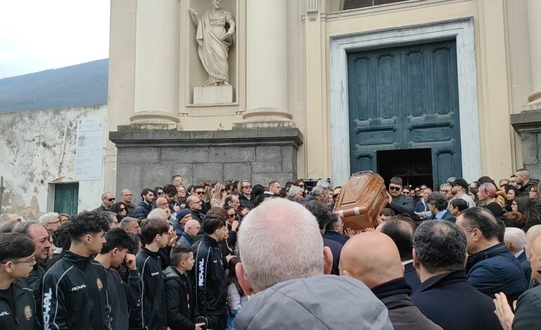 Funerali ieri a Sant’ Alfonso di Francesco Vitolo