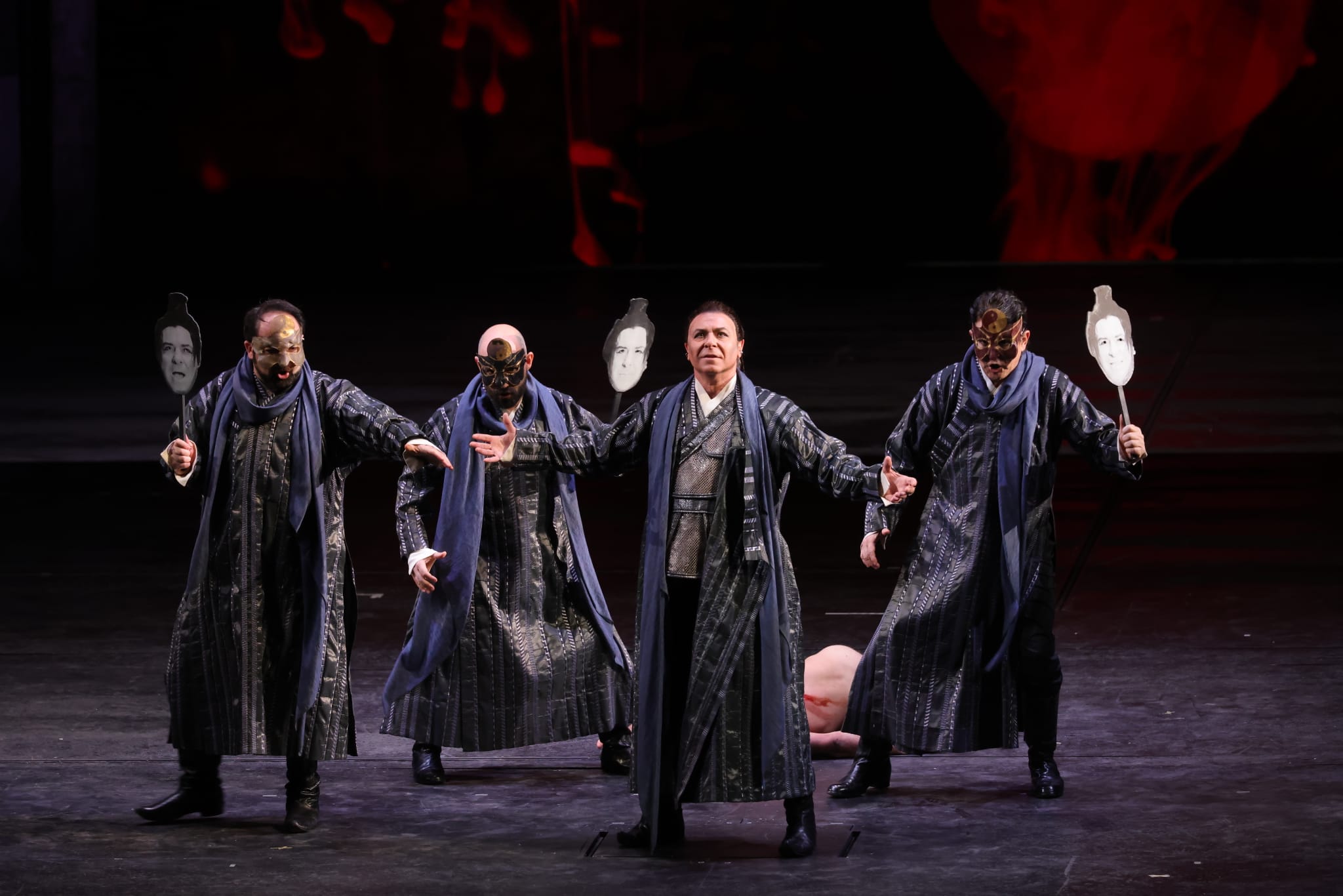 Turandot: la voce, la luna