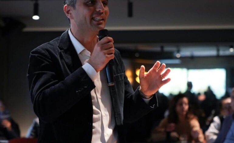 Pagani. Centosinistra candida Nitto