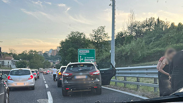 Suora imbocca l’autostrada contromano sulla Napoli-Salerno