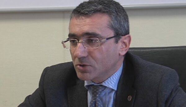 Ruggi, si è insediato Nicola Cantone