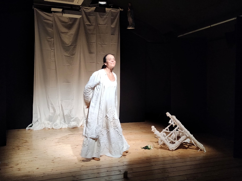 Carla Avarista, il teatro l’aveva scelta