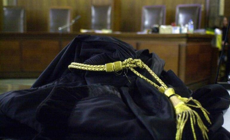 Investe e uccide un poliziotto, positivo a alcol e cocaina: condannato a 10 anni